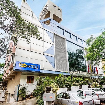 Hotel Gandharva Shivajinagar Пюн Екстериор снимка