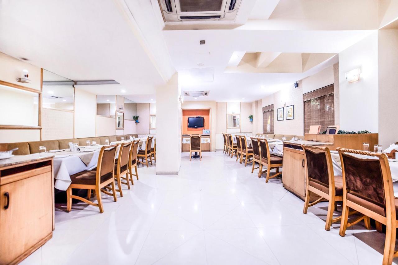 Hotel Gandharva Shivajinagar Пюн Екстериор снимка
